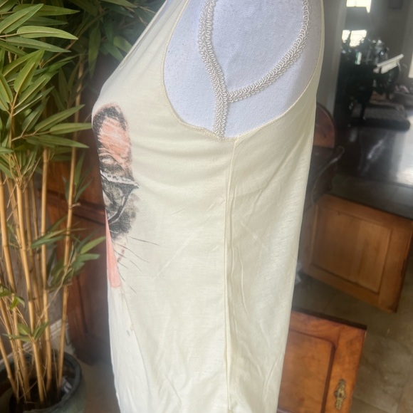 Lost and Found kitty cat blowing bubble tank top small NWT - Picture 5 of 9